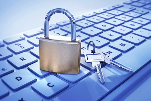 Обеспечение безопасности персональных данных при их обработке в информационных системах персональных данных